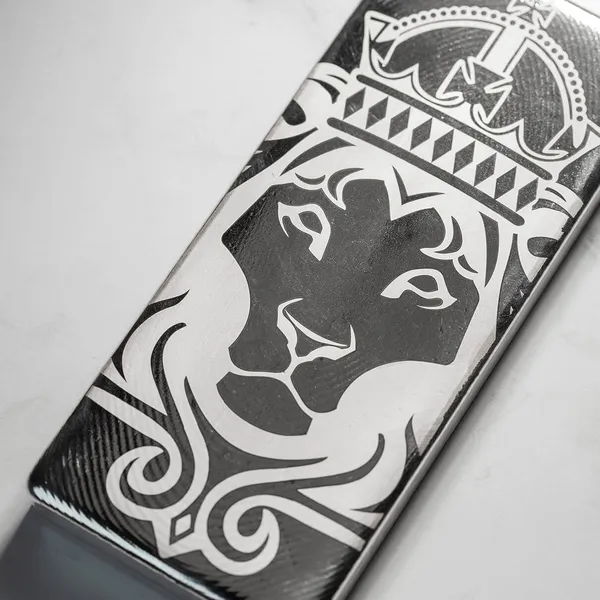 2023 Scottsdale Mint White Maned Lion 100 Troy Oz 999 Fine Silver Cast Bar 01