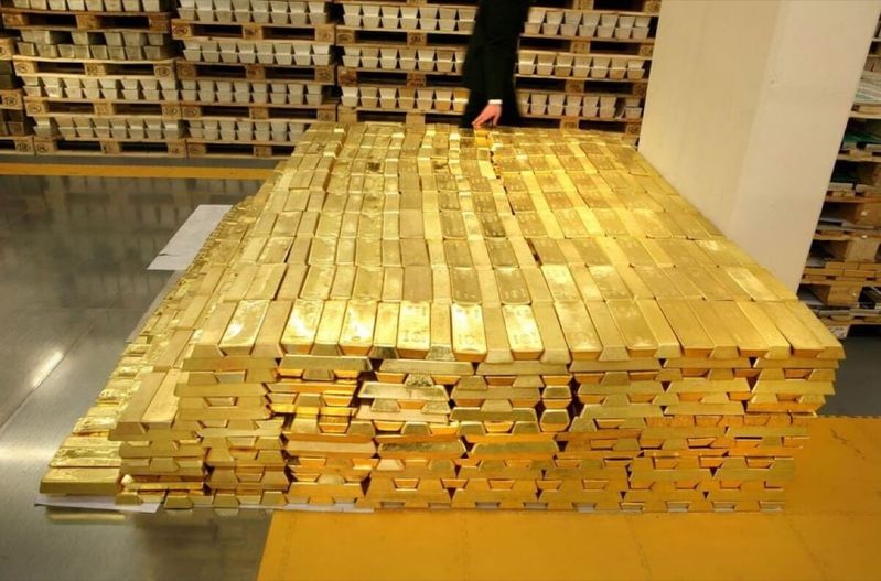 Is there gold in Fort Knox?