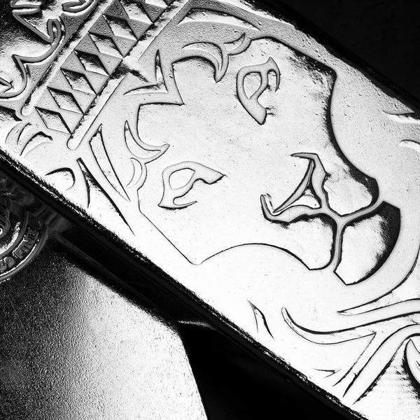 2024 Scottsdale Mint Lion 100 Troy Ounce 999 Fine Silver Cast Bar 01