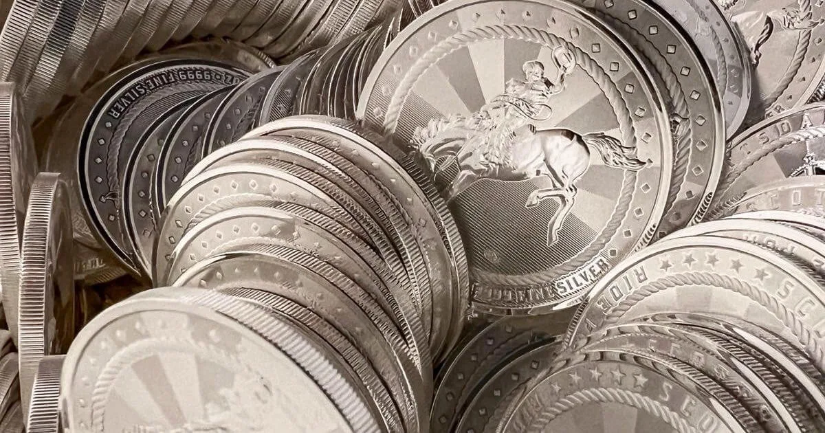 2024 Scottsdale Mint Precious Metals Article How To Store Silver Coins 0004 Copyblog Thumbnail.jpg